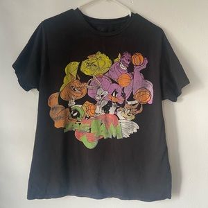 Vintage Space Jam / looney toons tshirt